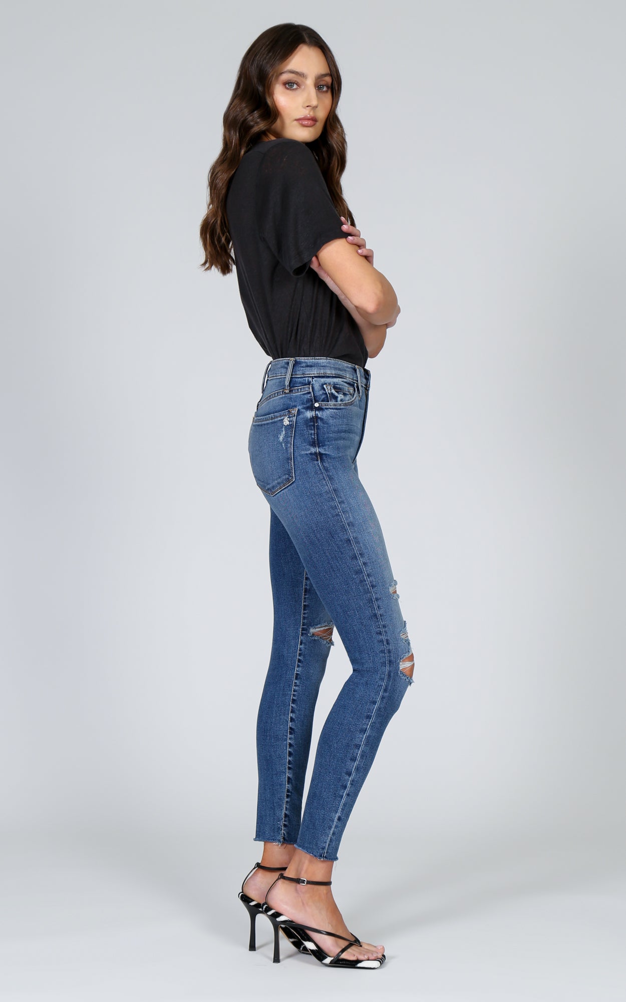Women's High Rise Ankle Grazer Jeans in Mid Indigo